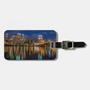 Reflexioner av Pittsburgh Bagagebricka