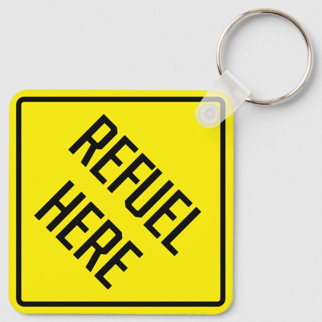 Refuel here Metall Square Keychain Nyckelring (Baksida)