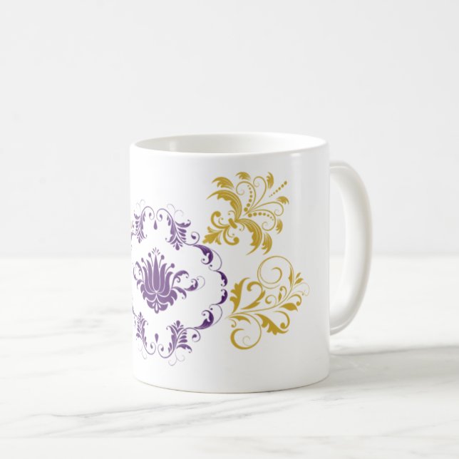 Regal Arabesque - Mugg Design med Guld & Lila (Framsida höger)
