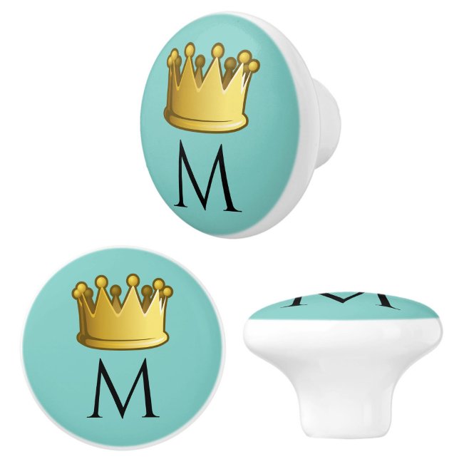 Regal Monogram Krona Soft Seafoam Grönt Knopp (Add regal charm to your space with these minty green monogram initial crown knobs!)