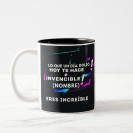 REGALO PERSONALIZADO(NOMBRE)ERES INVENCIBLE Två-Tonad MUGG