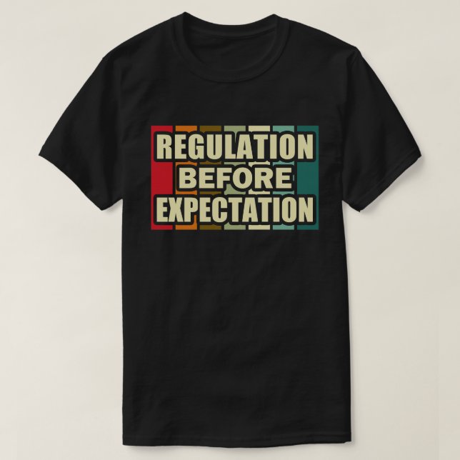 Regel före förväntad biologisk mångfald t shirt (Design framsida)
