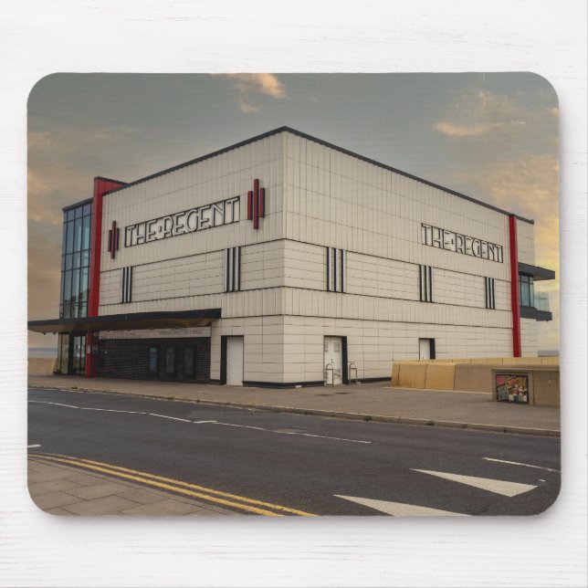 Regent Cinema, Redcar Musmatta (Framsidan)
