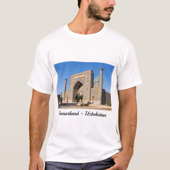 Registan square in sunset - Samarkand, Uzbekistan T Shirt (Framsida)