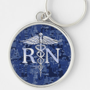 Registrerat Nurse RN Caduceus på Blue Camo Rund Silverfärgad Nyckelring