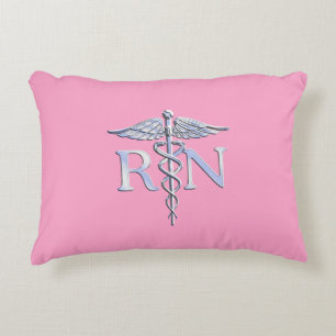Registrerat Nurse RN Caduceus på Pastellns Rosa Prydnadskudde