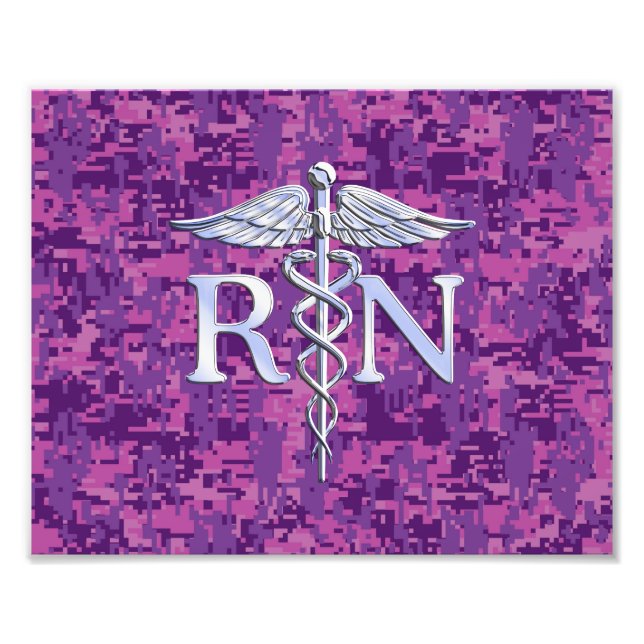 Registrerat Nurse RN Caduceus på Rosa Camouflage Fototryck (Framsidan)