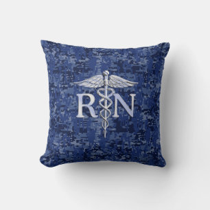 Registrerat Nurse RN Silver Caduceus på marinkambo Kudde