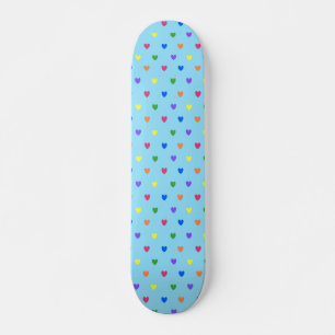Regnbågdykarhjärtan på baby blue mini skateboard bräda 18,5 cm