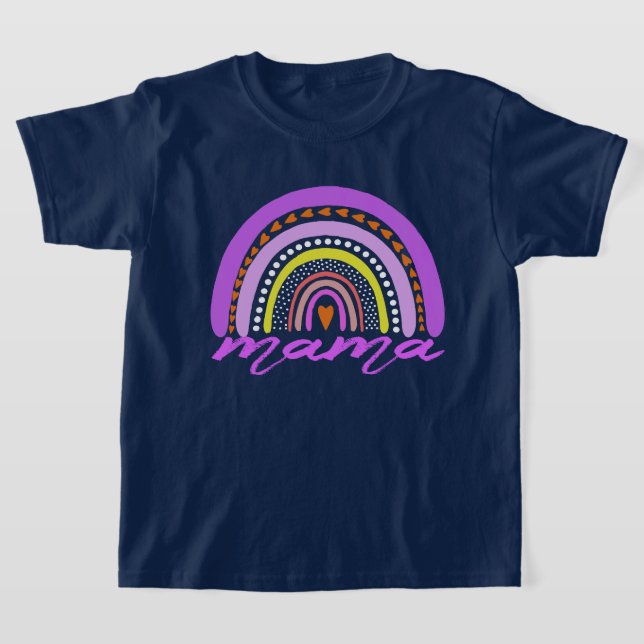Regnbåge Hjärt Boho Doodle Mama T-Shirt. T Shirt (Laydown)