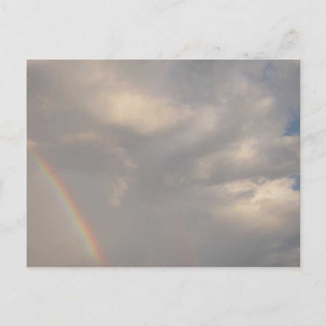 Regnbåge i molnen Fotografering av himmel och väde Vykort (Framsida)