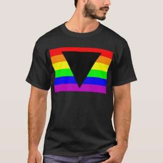 Regnbåge med den svart triangeln för bög och t-shirt