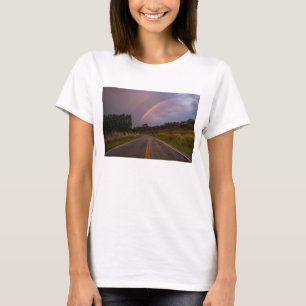 Regnbåge och väg t-shirt