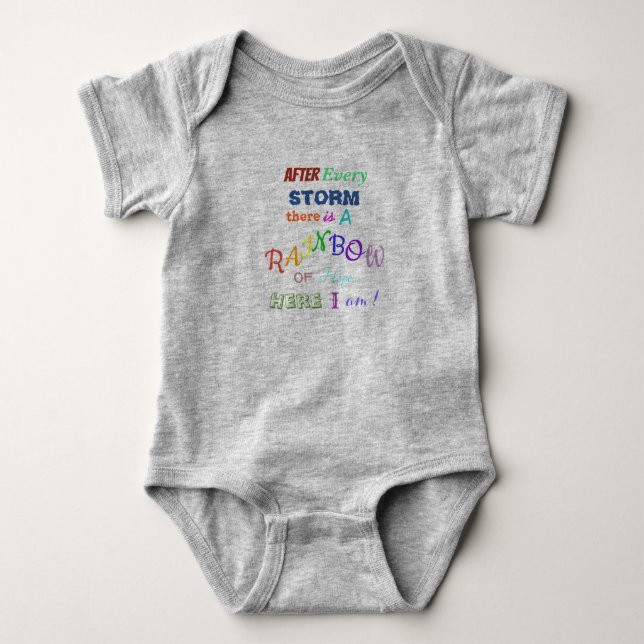 Regnbågebaby T-shirt (Framsida)