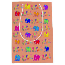 Regnbågen färgar lycklig tecknadelefantfödelsedag