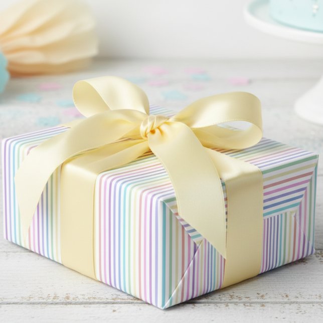 Regnbågiga ränder för tjejer presentpapper (Girly Rainbow Stripes Wrapping Paper for Her. Cute and Simple Multicolored Striped Pattern for Kids.)