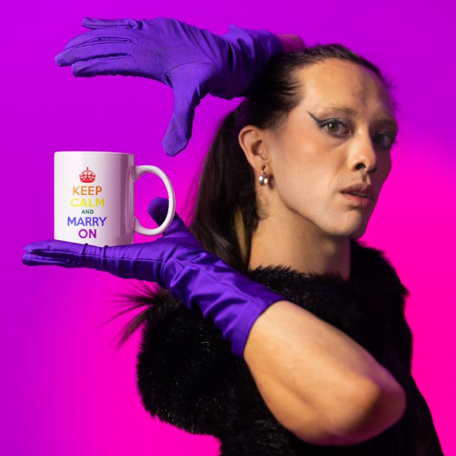 Regnbågs Lugn av Behålla och fyr på Kaffemugg (Keep Calm and Marry On)