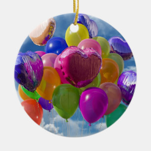 Regnbågsballonger i molnen julgransprydnad keramik