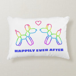 Regnbågsballonghundar "Happily Ever After" -kudde Prydnadskudde