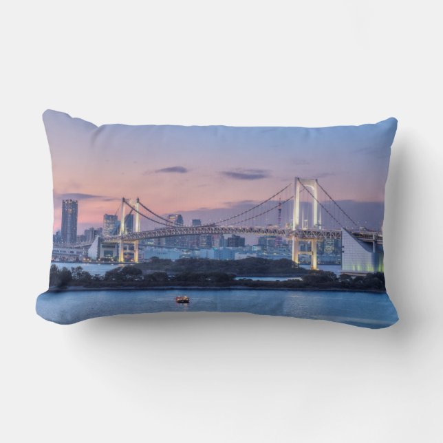 Regnbågsbron i skymningen lumbarkudde (Framsida)