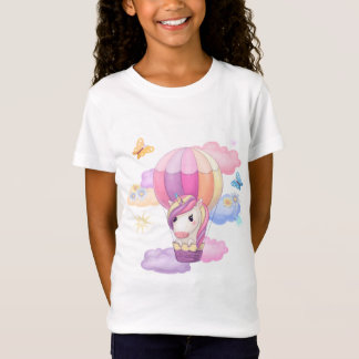 Regnbågsenhjörningar i molnen t shirt