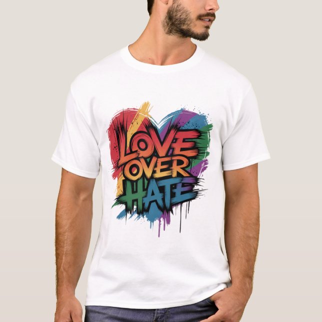 Regnbågsfärger Hjärta Kärlek över Hat T Shirt (Framsida)
