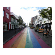 Regnbågsgatan i Reykjavík Island
