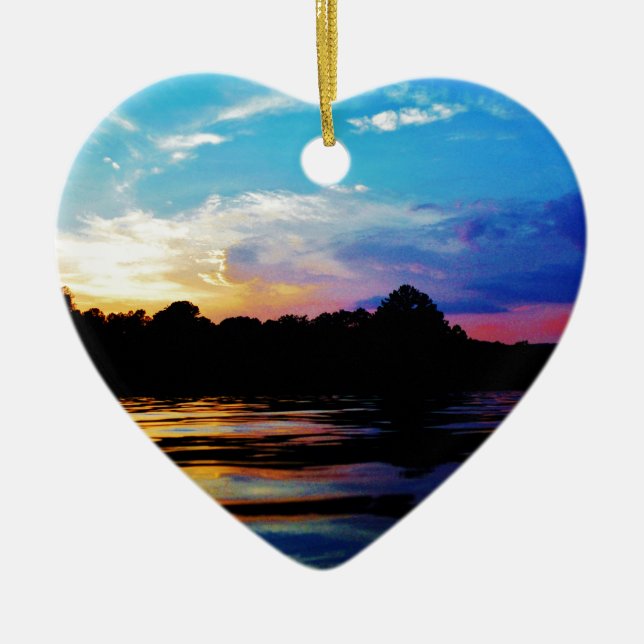 Regnbågssolnedgång i Sjö i bergsområdet Julgransprydnad Keramik (Framsidan)