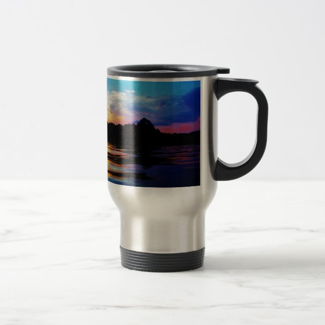 Regnbågssolnedgång i Sjö i bergsområdet Resemugg (Höger)