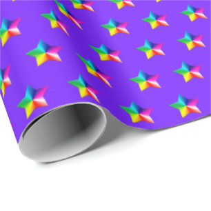 regnbågsstjärnor på lilans omslagna pappra presentpapper