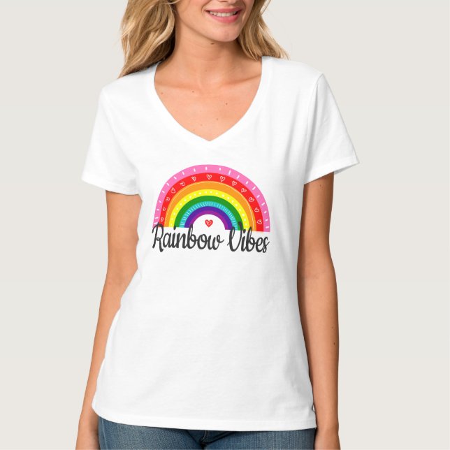 Regnbågsvibbar T Shirt (Framsida)