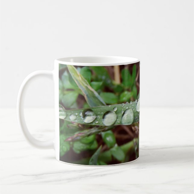 Regndroppar på gräs kaffemugg (Vänster)