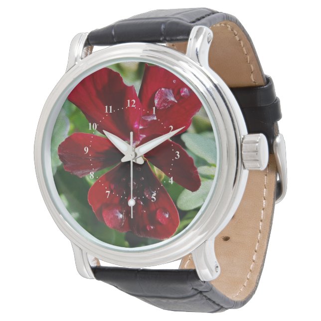 Regndroppar på pensé armbandsur (Vinklad)