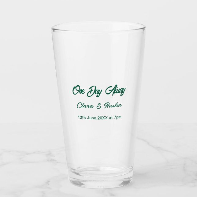 Rehearsal dinner One day away night before name da Glaskopp (Framsida)