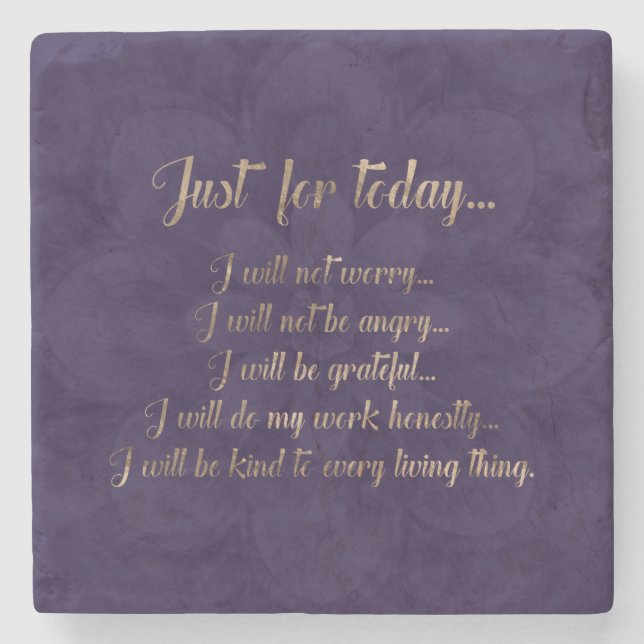 Reiki principer som är guld- på purpurfärgad stenunderlägg (Framsidan)