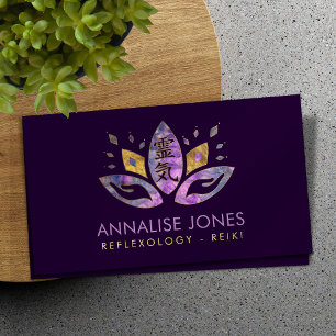 Reiki-symbolen och händer i Lotus Fluorite och Gul Visitkort