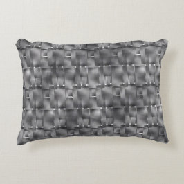 Rektangulära format av grått färg och mörk prydnadskudde
