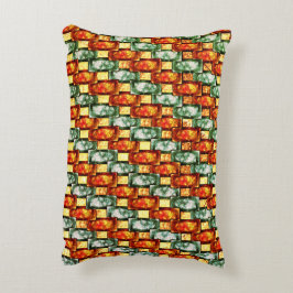 Rektangulära plattor snidade och färgade, röda grö prydnadskudde