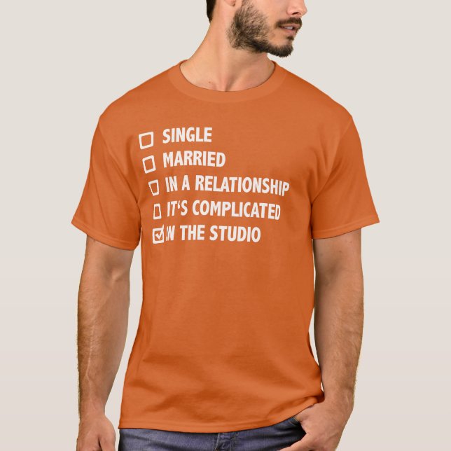 Relationsstatus i Studio-vintagen T Shirt (Framsida)