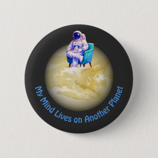 Relaxed Astronaut Sitting on Planet  Knapp