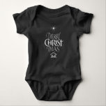 Religiösa Jul Chalkboard Baby Jesus Kristus T Shirt<br><div class="desc">Vi säger "God jul,  men ofta glömmer vi ursprung i ord. Den här originalhanden skrev användorna på sin unika utformning för att enkelt och elegant berätta om historien. Visa din CHRISTmas-anda på ditt eget lilla mirakel.</div>