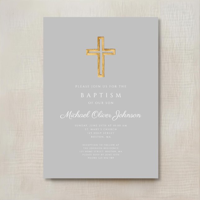 Religiöst kors grå script pojke dop inbjudningar (Religious Cross Gray Script Boy Baptism Invitation)