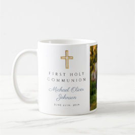 Religiöst kors pojke första nattvarden foto kaffemugg