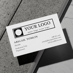 Rengör minimalistisk logotyp och personlig pronoun visitkort
