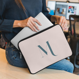Rensa Rosa - första typskriptet för Namn Laptop Fodral