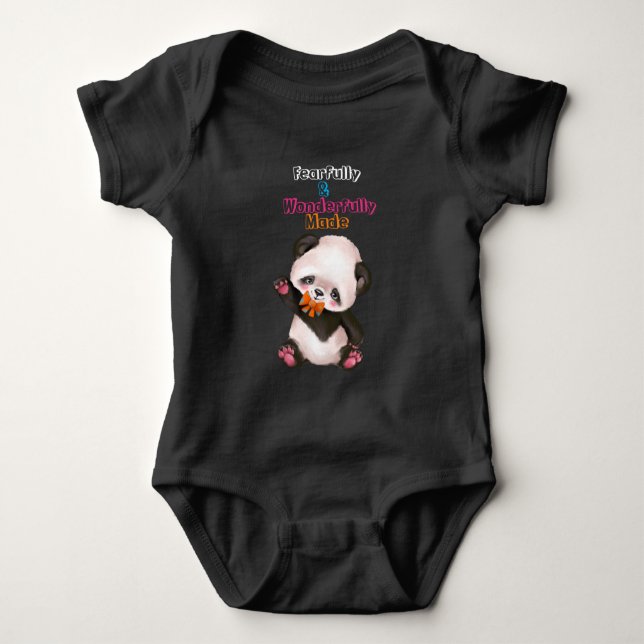 Rent och underbart gjord t shirt (Framsida)