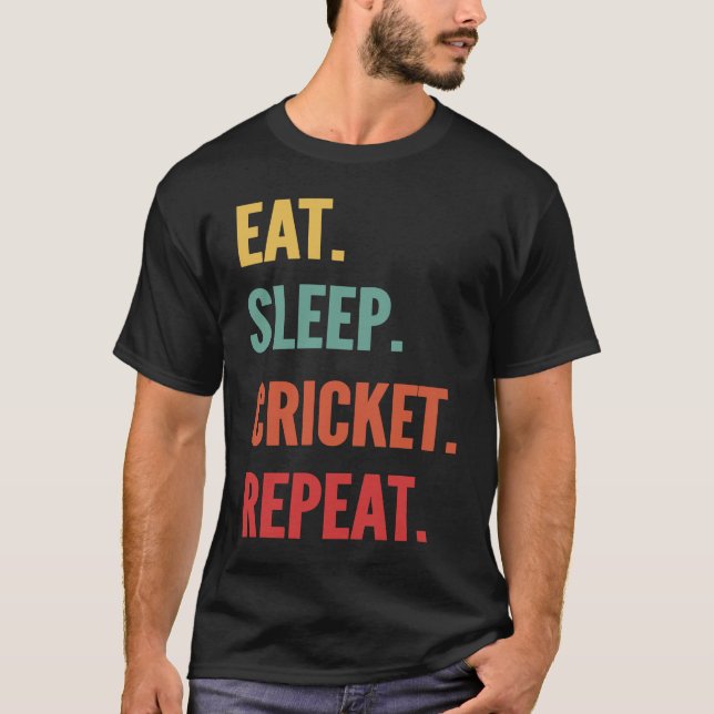 Repetera Cricket Eat Sat-strömsparläge T Shirt (Framsida)