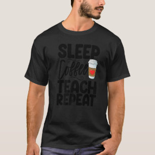 Repetera koffein funna kvinnor före t shirt