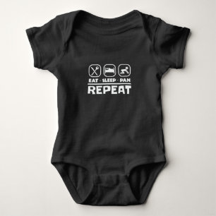 Repetera panoreringsprospektering efter Öster-vilo T Shirt