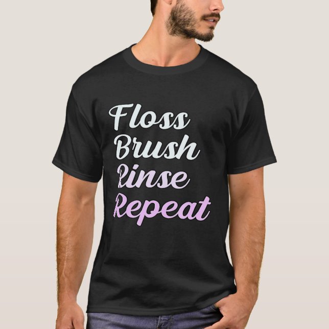 Repetera tömningspenselsköljning - tandläkarassist t shirt (Framsida)